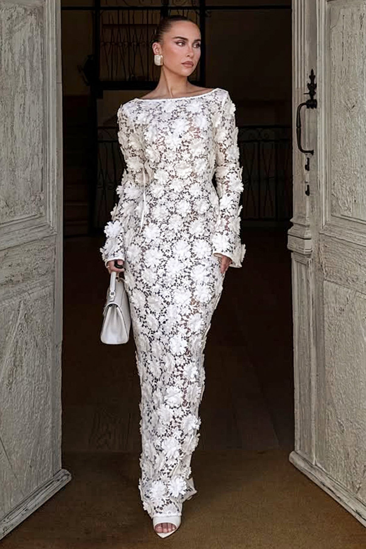 Viper | Cream Lace Long-Sleeve Maxi Dress