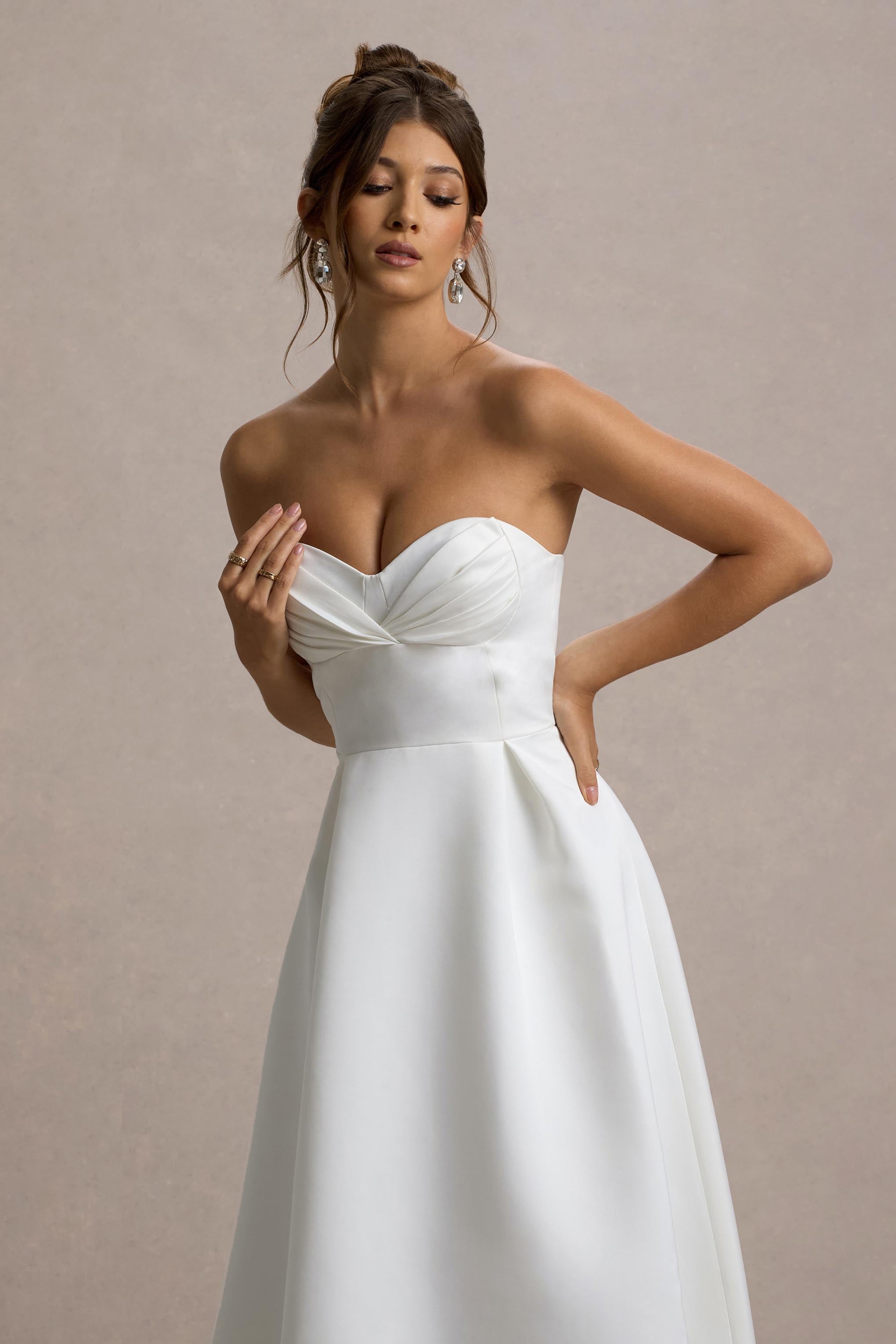 Wintour | White Satin Sweetheart Midi Dress