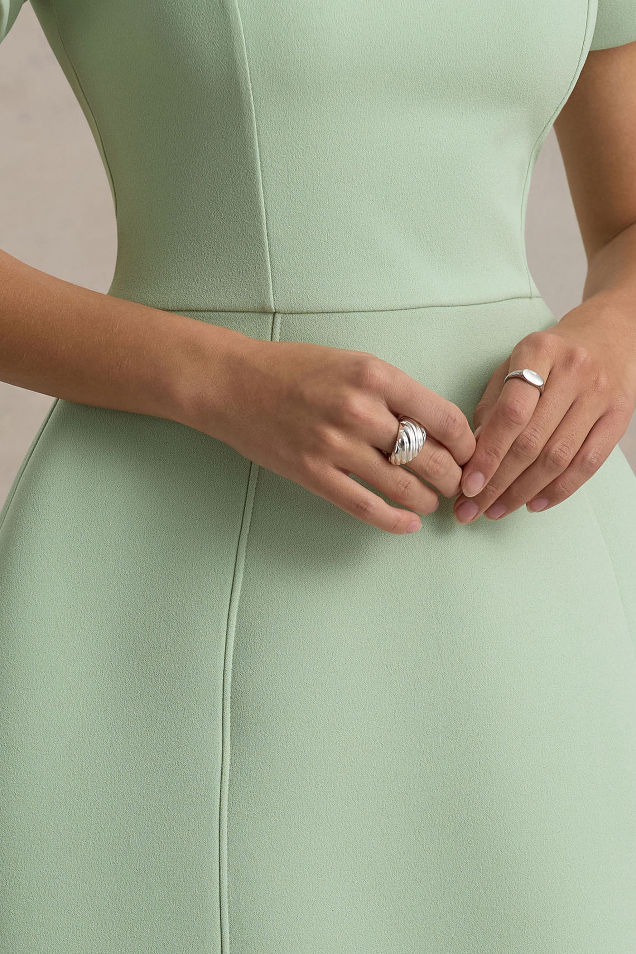 Carabella | Light Green High-Neck Short-Sleeve Mini Dress